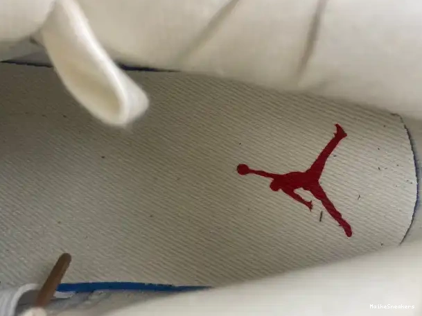 MaikeSneakers AO2571-100 x Air Jordan 'White' 4 Levi's 0323